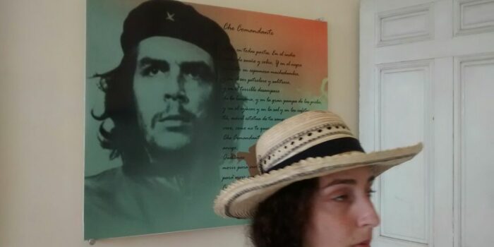 Imagem de Che Guevara no museu da revolução